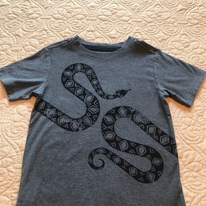 Tea Brand Boys Size 4 T-Tshirt